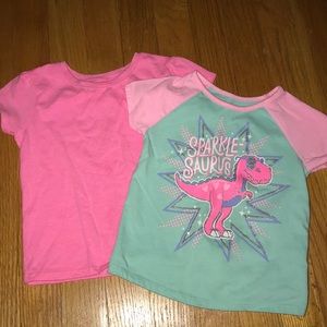 ‼️$5 sale ‼️2T shirts